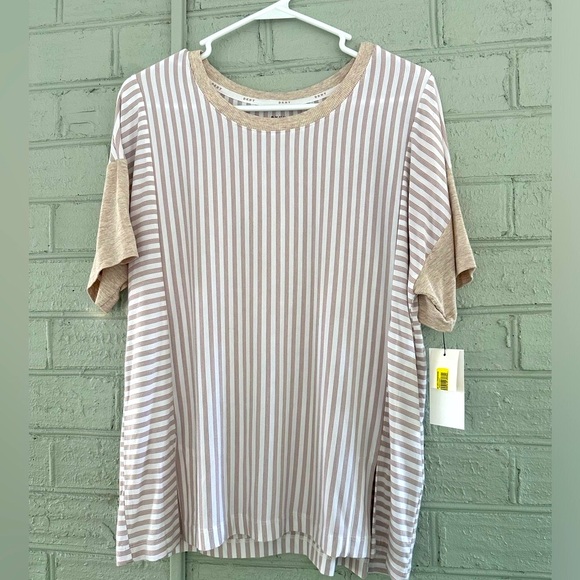 DKNY Pajamas- Super Soft and comfy, size medium - Picture 2 of 9